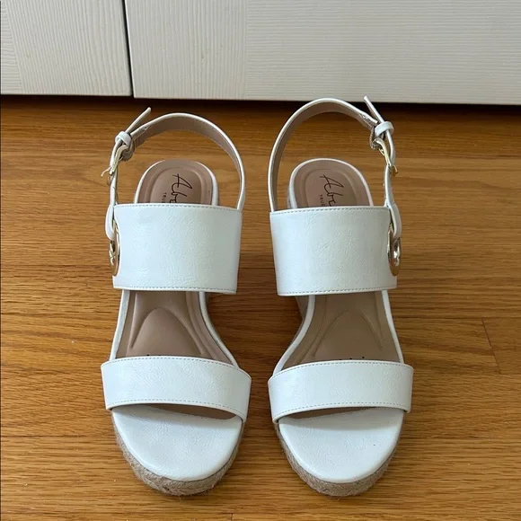 Abella White Leather Wedge Sandals - Picture 2 of 6